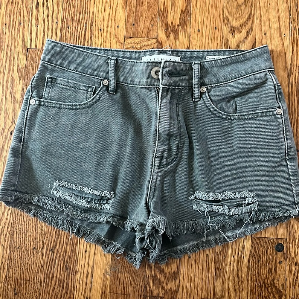 High rise gray denim shorts from Bullhead Denim Co. Size 5!